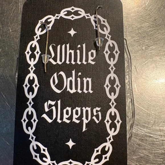 While Odin Sleeps Lucite Hand Earrings NWT - Picture 5 of 6